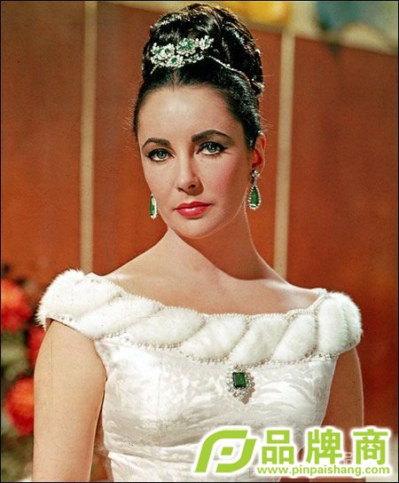 伊丽莎白·泰勒珍藏宝格丽珠宝将于上海展出